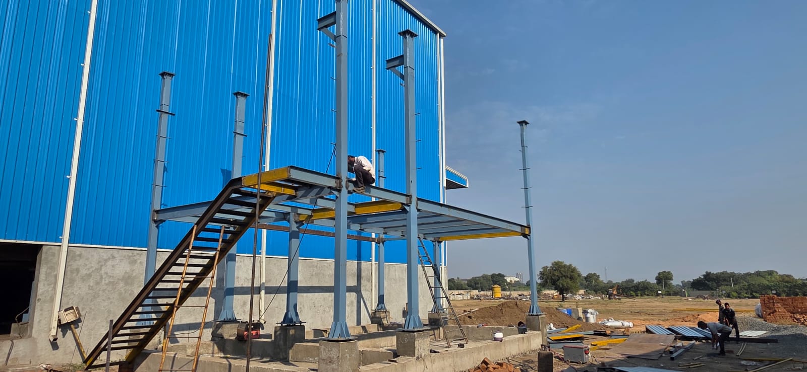 EOT crane and crawler crane industrial lifting